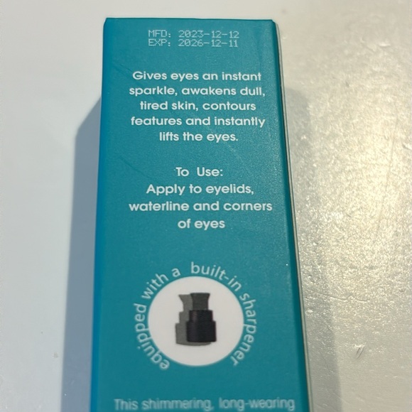 Eye Brightener - Picture 6 of 11